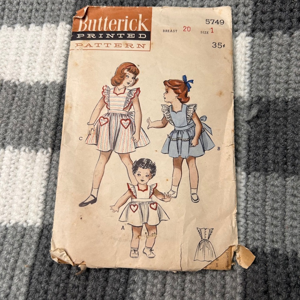 Butterick Sewing Pattern 5749 Sz 1 Vintage Toddler Pinafore Dress Heart CUT
